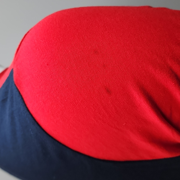 TOMMY HILFIGER RED WHITE BLUE LONG SLEEVES SHIRT, MEDIUM - Picture 5 of 10